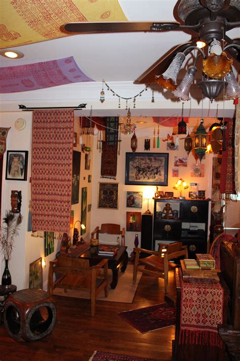 Eclectic Bohemian living area. | Bohemian living, Eclectic bohemian, Living area