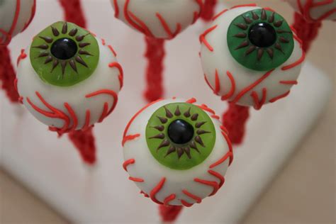 Halloween Eyeball Cake Pops Heavenly Cake Pops By Jennifer Cucci