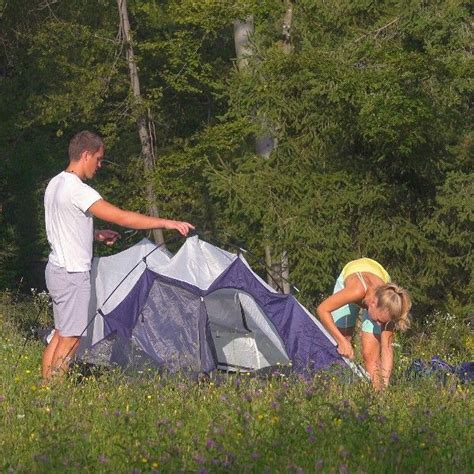 Pro Tips For Pitching Your Tent Tent Pitch Pro Tip