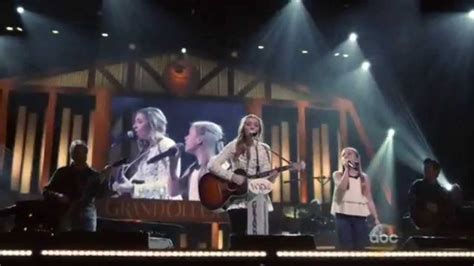 nashville 3x15 maddie and daphne light it back up heart on fire [stella sisters] youtube