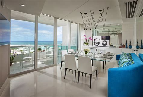 Murano Portofino South Beach Apartment Contemporary Dining Room