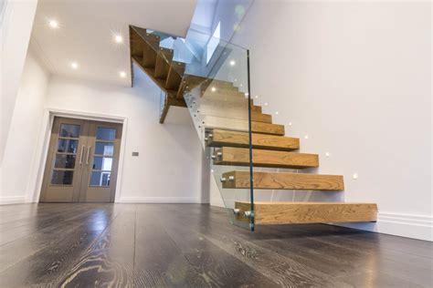 Project 28 Cantilevered Floating Treads Staircase With A Frameless