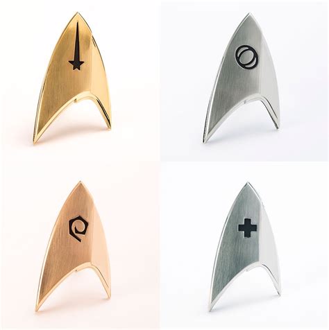 Official Star Trek Discovery Insignia Badges Kick Off The Cosplay