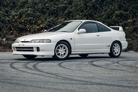 1996 Honda Integra Type R For Sale On Bat Auctions Sold For 26000