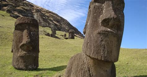 A Brief History Of Easter Island S Incredible Moai Statues