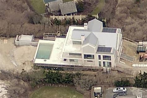 Patriots Owner Robert Kraft Buys Hamptons Beach House For 43 Million