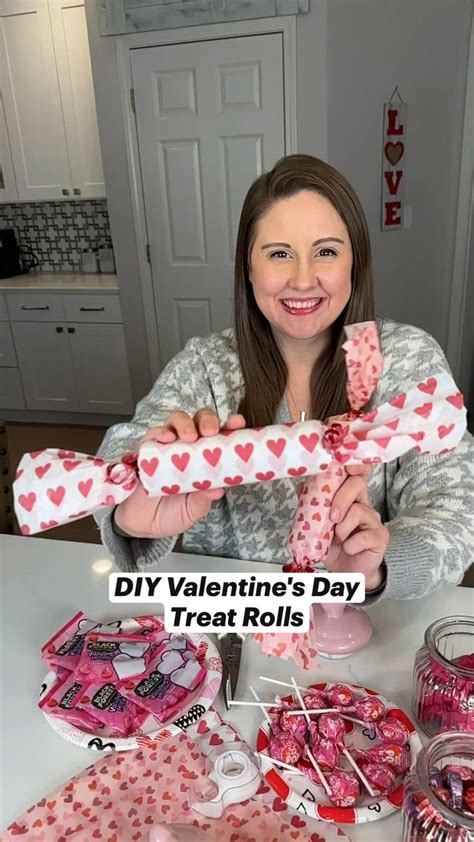 Diy Valentines Day Treat Rolls Valentinesday Diyvalentines