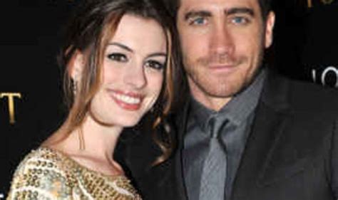 Hathaway And Gyllenhaal Shared Sex Stories To Portray Lustful Couple