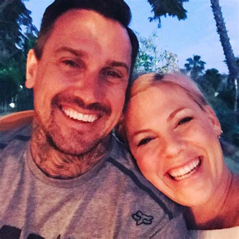 Pink Says Counseling Secret To Year Marriage To Carey Hart