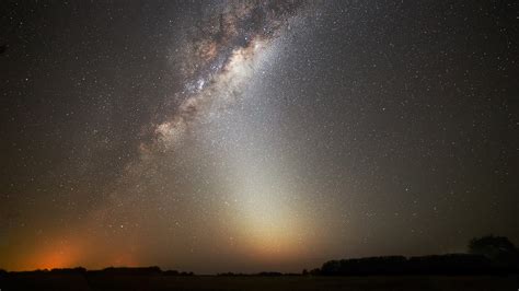 In the Past 24 Hours, 60 Tons of Cosmic Dust Have Fallen to Earth