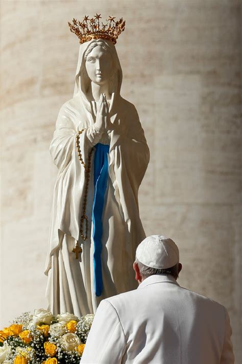 What do you need to know about francis furniture? Mother and son: Pope Francis shares a personal and ...