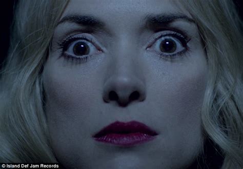 Blonde Winona Ryder Makes Creepy Transformation In Tim Burtons New