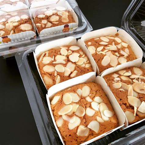Resep bolu pisang panggang lembut sederhana empuk merupakan resep aneka bolu dari resep masakan indonesia yang sudah diuji dan dibuktikan. Resep Roti Rempah Belanda yang Mirip dengan Kue Bolu ...