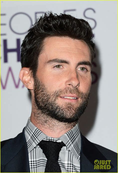 Adam Levine Adam Levine Beard Beard 101 Neck Beard Maroon 5 Beard Styles American Singers