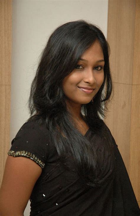 Funtrublog Chennai Girl Swathi New Cute Photos