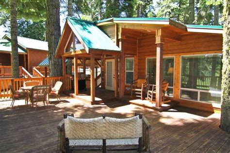 The secluded lake access is an inviting feature of the park. #48 The Cabins at Hyatt Lake - Sleeps 4 - Hot Tub UPDATED ...