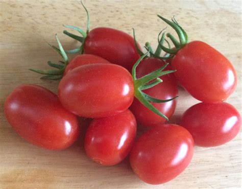 Rosada F1 Cherry Tomato 5 Vegetable Seeds - VIRIDIS HORTUS