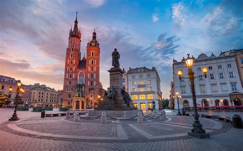 Wallpaper Krakow Poland Church Main Square Polish 1680x1050