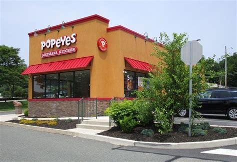I was alarmed when i saw a. POPEYES LOUISIANA KITCHEN, Dover - 437 Route 46 East ...
