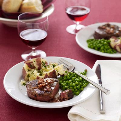 I find the question confusing so will assume here that you're looking for the best beef tenderloin sauce. Beef Tenderloin with Red Wine Sauce - Dinner Recipes