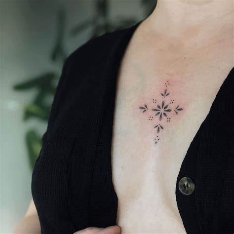 Tiny Ornamental Tattoos That Will Inspire You To Adorn Your Digits