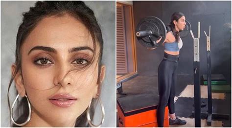 Rakul Preet Singh Sets The Fitness Bar High With These Quad Exercises