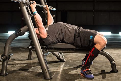 How To Bench Press The Complete Guide
