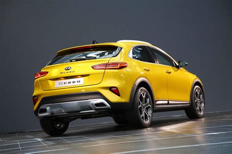 The official twitter account of kia motors america. Kia XCeed - Car Body Design