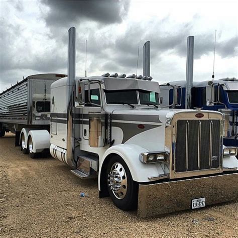 Semitrckn — Peterbilt Custom 379