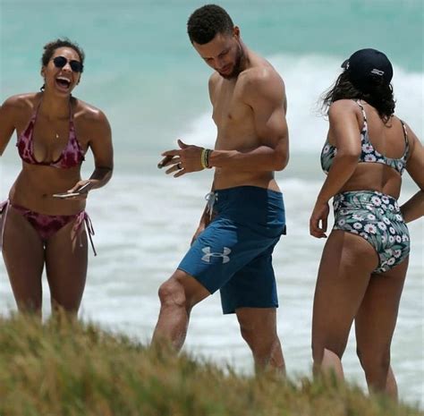 Stephen Curry Goes Shirtless For A Beach Day With Ayesha And We Are All So Blessed Steph