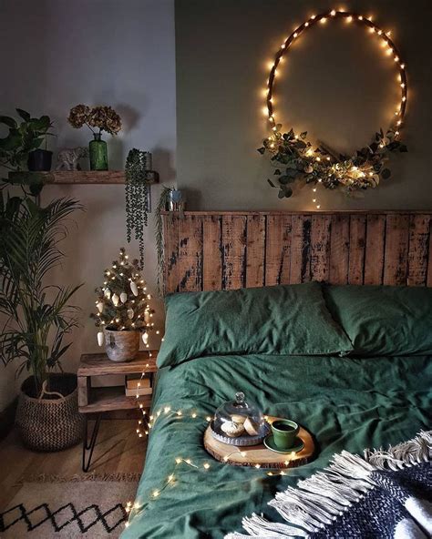 Meditation room shelves room decor prayer room inspiration meditation space decor witches altar wiccan spells shamanic journey witch aesthetic witches altar season of the witch book of. Lunar Spell on Instagram: "« Cozy » . Credits 🖤 @sixat21 ...