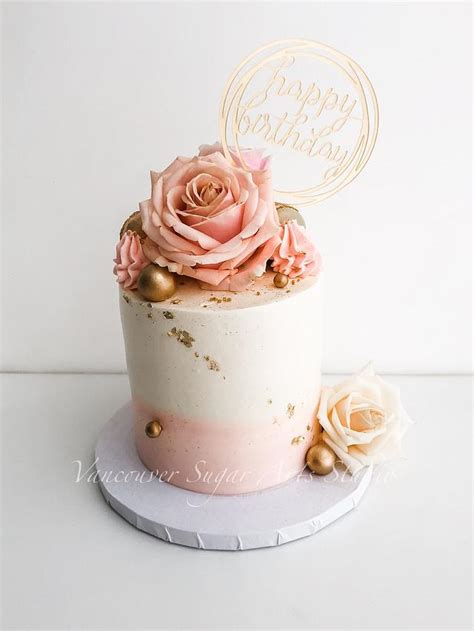 Simple Buttercream Fresh Flower Cake Decorated Cake By Cakesdecor