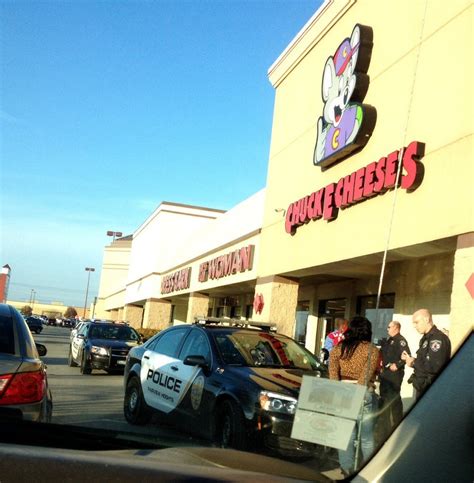 Arrested Outside A Chuck E Cheese Mid Day Trashy