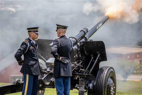 United States Army Presidential Salute Battery A Capitol Fourth