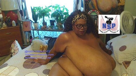 Mz Norma Stitz Jerrell Give Norma Stitz Some Helping Warm Juice Manyvids