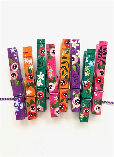 Decorated Clothes Pins Painted Clothes Pins Clothes Pin Crafts