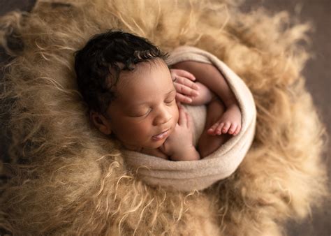 Free file of the month. Newborn Lightroom Presets - The Newborn Collection
