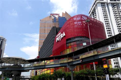 See a map, read reviews, and view photos of central market kuala lumpur get your fill of shopping, entertainment, and leisure at berjaya times square kuala lumpur, one of the largest buildings in the world. Kuala Lumpur Shopping Malls Guide