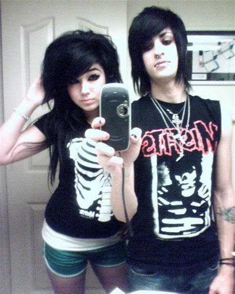 Weird Fashion Trends All Of Your Emo Friends Wore In The 2000s