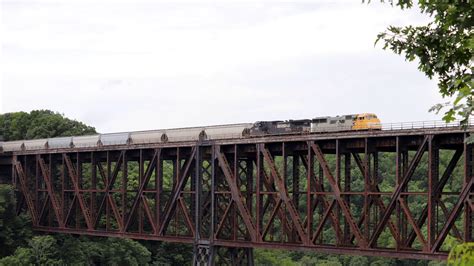 High Bridge Ky Ns Trains On The 275 Foot Tall Structure