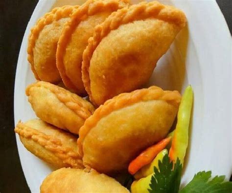 Resep pastel mini isi abon sapi pedas manis renyah. 5 Resep Pastel Goreng Renyah Isi Abon Sayuran Bihun Rogout ...