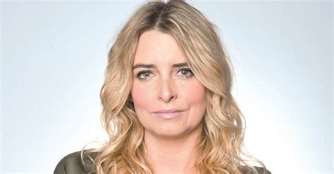 Emmerdale S Emma Atkins Charity S Over The Moon When Cain Decides To