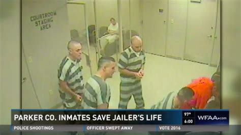 Texas Inmates Break Free From Cell To Save Jailers Life Personal