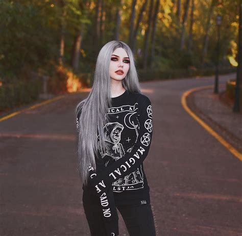 Model Dayana Crunk Outfit Killstar Hot Goth Girls Dark Gothic