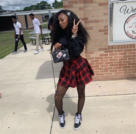 𝐏𝐈𝐍𝐓𝐄𝐑𝐄𝐒𝐓 𝐓𝐫𝐨𝐩𝐢𝐜𝐌 🌺 Black Girl Outfits Teenage Girl Outfits Outfits Black Girl