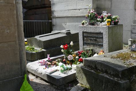 Tombe De Jim Morrison Cimetières Cimetière Du Père Lachaise 20ème