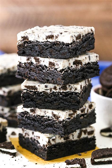 A Stack Of Oreo Cookies And Cream Brownies