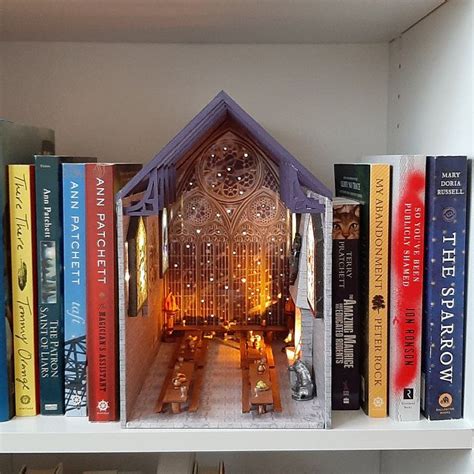 Harry Potter Book Nook Diy I Made This Magical World Inside My Bookshelf A Book Nook Youtube
