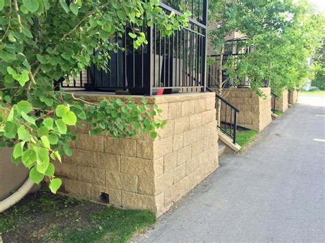 Modern Looking Retaining Wall Blocks For Planters Cornerstone Wall