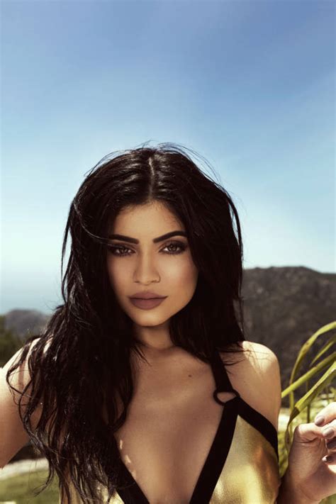 10 Hottest Kylie Jenner Pics Of All Time